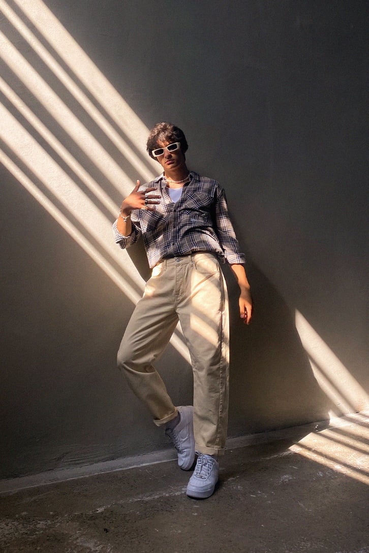 Basic Bej Baggy Jean