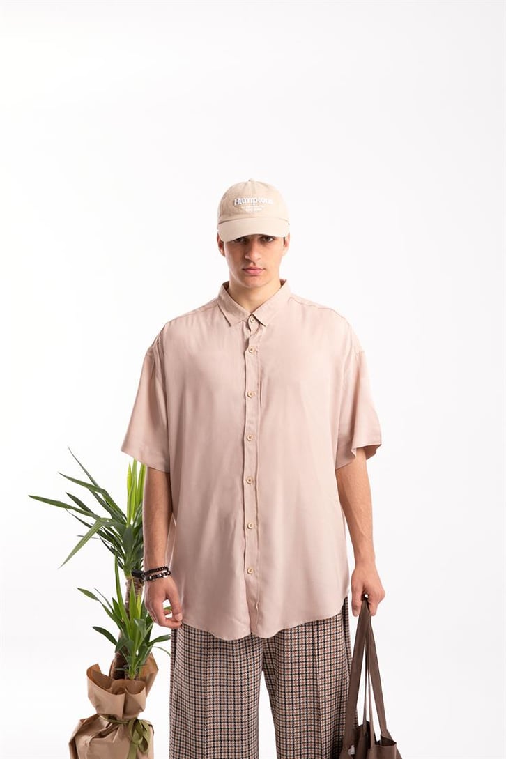 Basic Bej Oversize Kısa Kol Gömlek