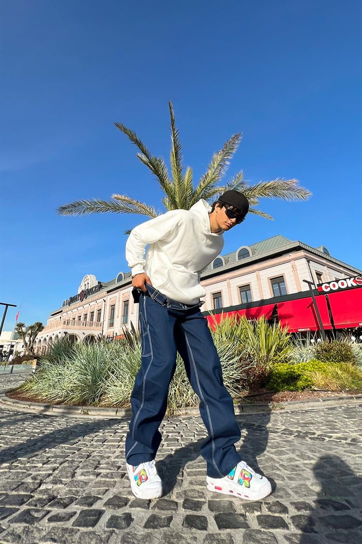 Basic Beyaz Oversize Hoodie