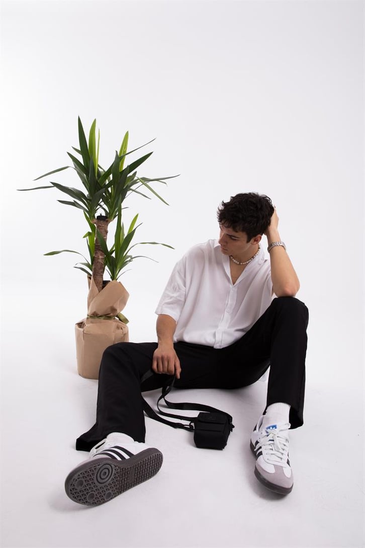 Basic Beyaz Oversize Kısa Kol Gömlek