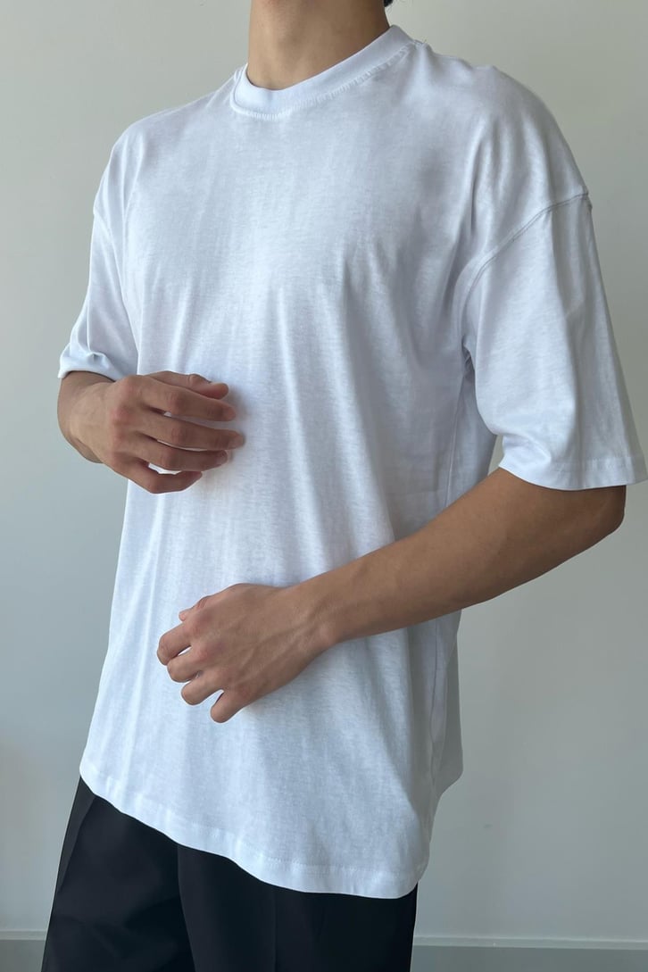Basic Beyaz Oversize Tişört