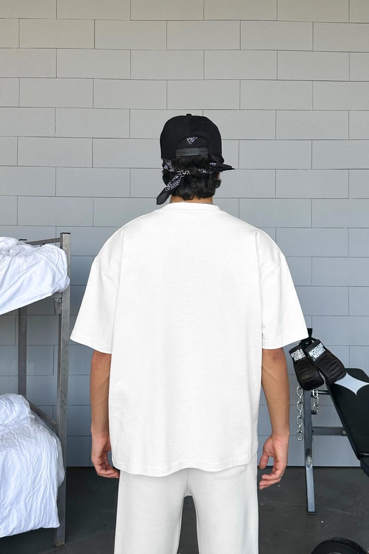 Basic Beyaz Oversize Tişört
