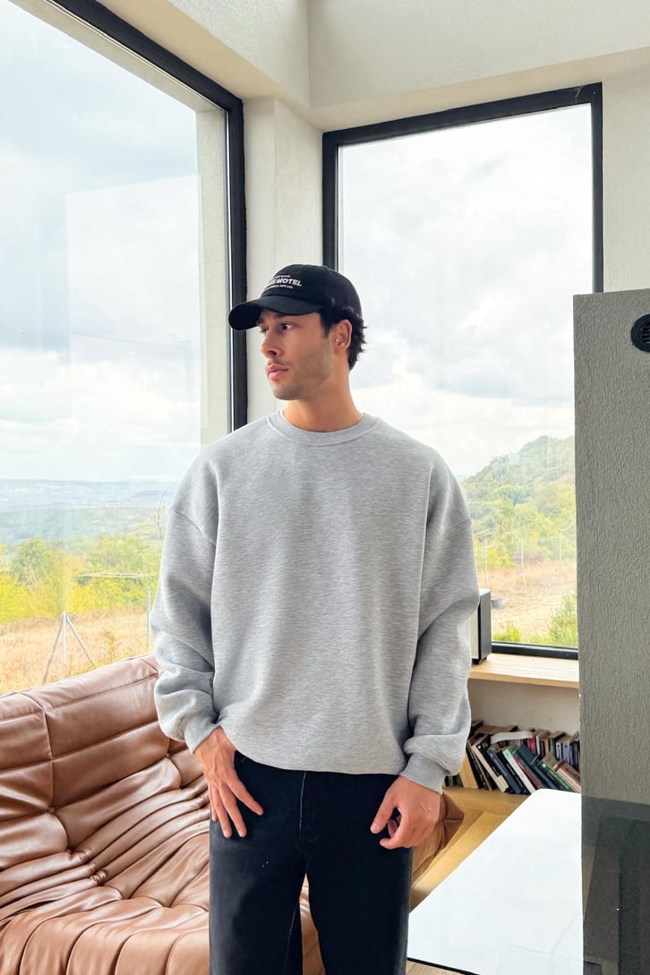 Basic Bisiklet Yaka Sweatshirt