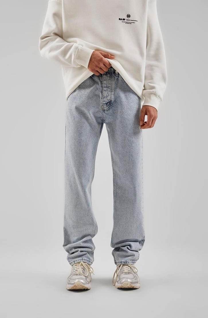 Basic Buz Mavi Relaxed Fit Jean