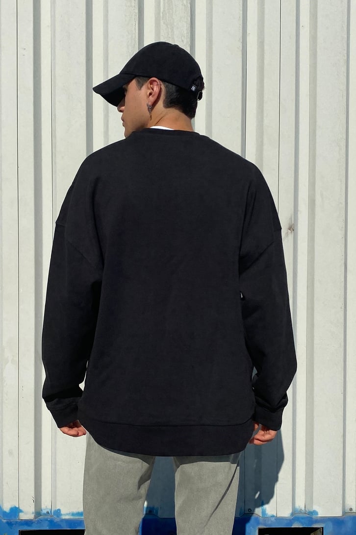 BASIC CEPLİ SWEATSHIRT