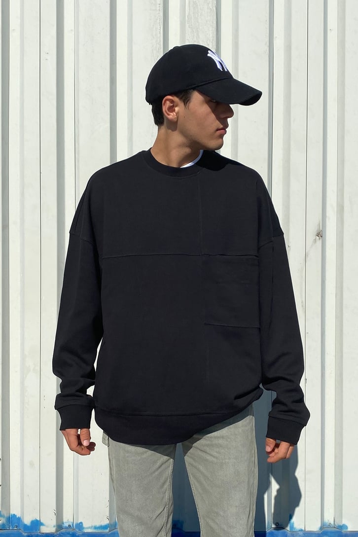 BASIC CEPLİ SWEATSHIRT