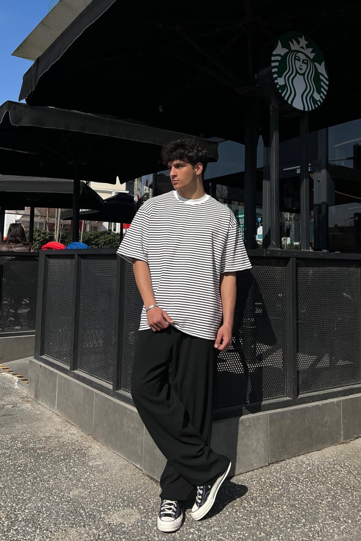 Basic Çizgili Beyaz Oversize Tişört