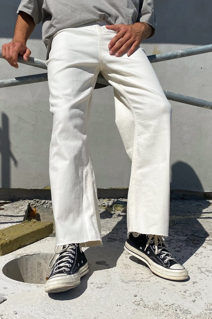 Basic Ekru Baggy Jean