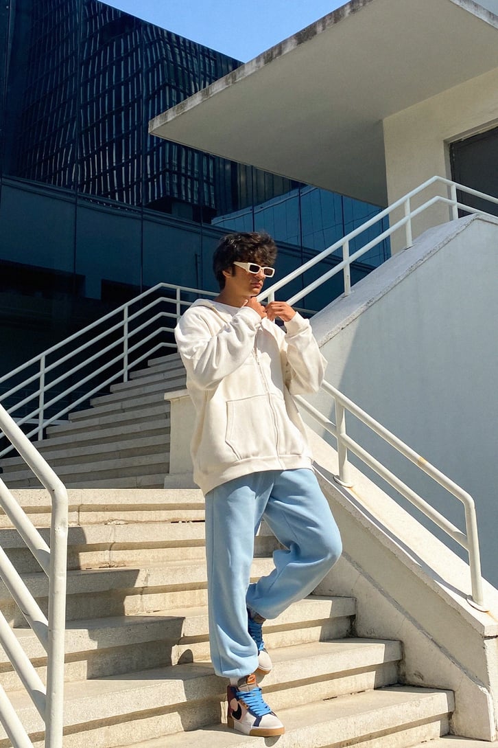 Basic Ekru Fermuarlı Oversize Sweatshirt