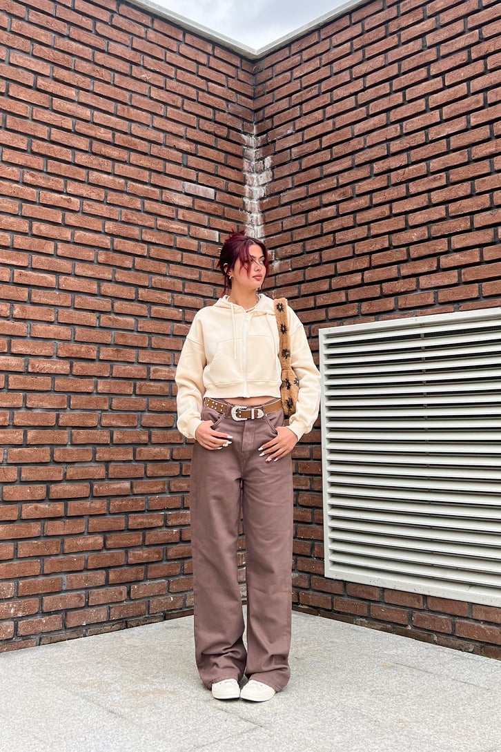 Basic Fermuarlı Bej Crop Sweatshirt