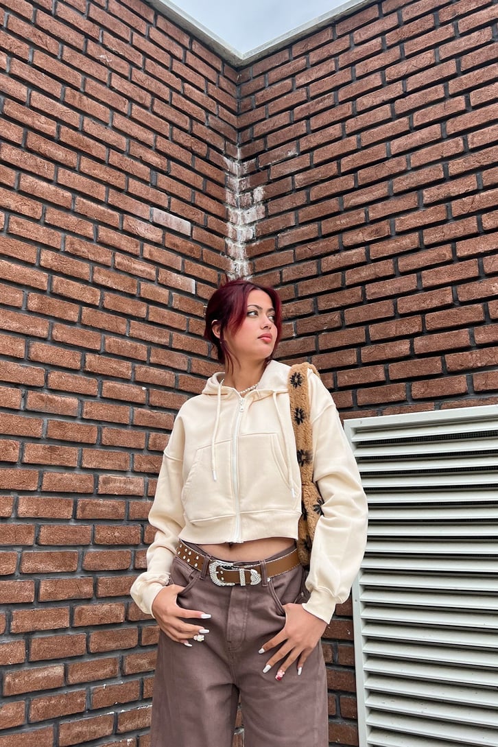 Basic Fermuarlı Bej Crop Sweatshirt