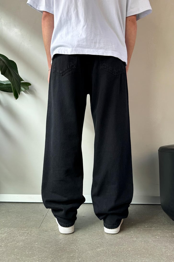Basic Gri Baggy Jean