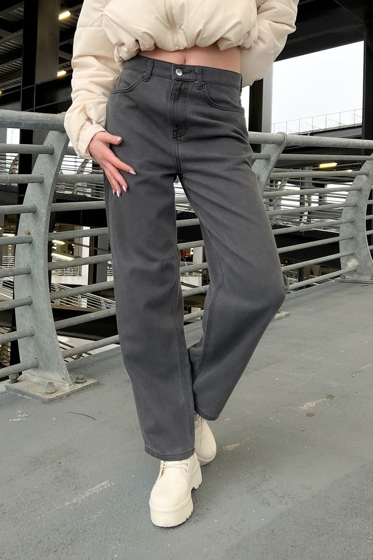 Basic Gri Baggy Jean