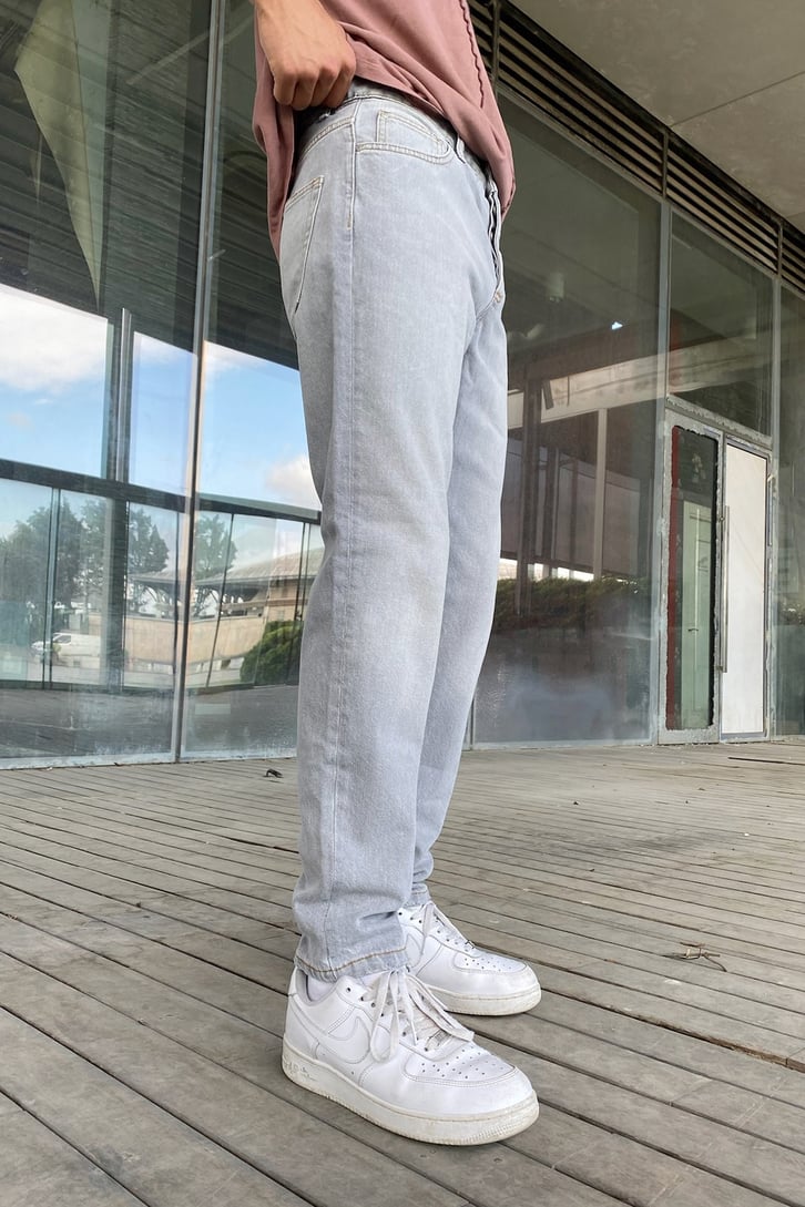 Basic Gri Regular Fit Jean