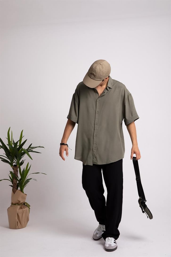 Basic Haki Oversize Kısa Kol Gömlek