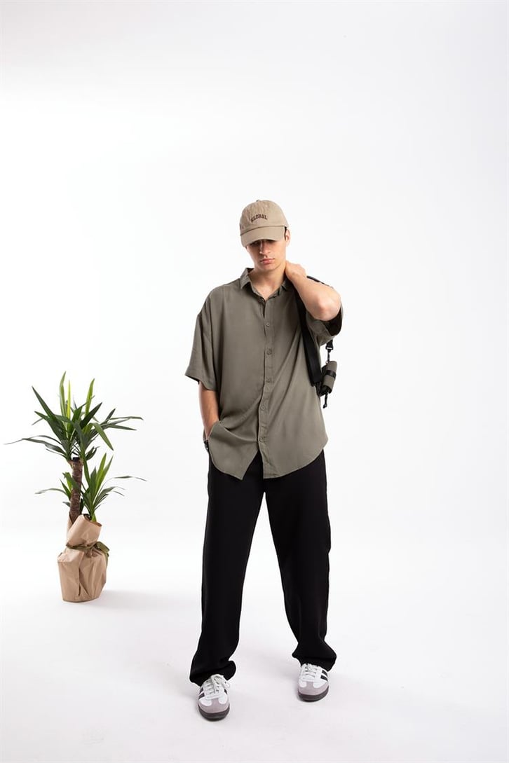 Basic Haki Oversize Kısa Kol Gömlek