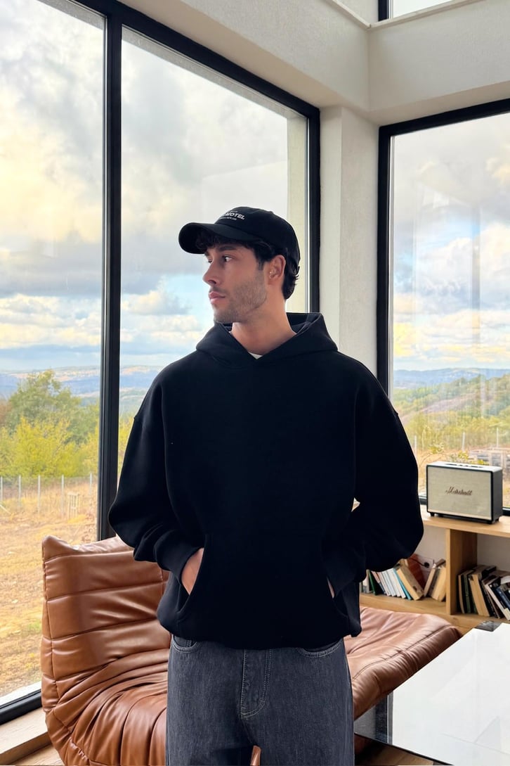 Basic Hoodie