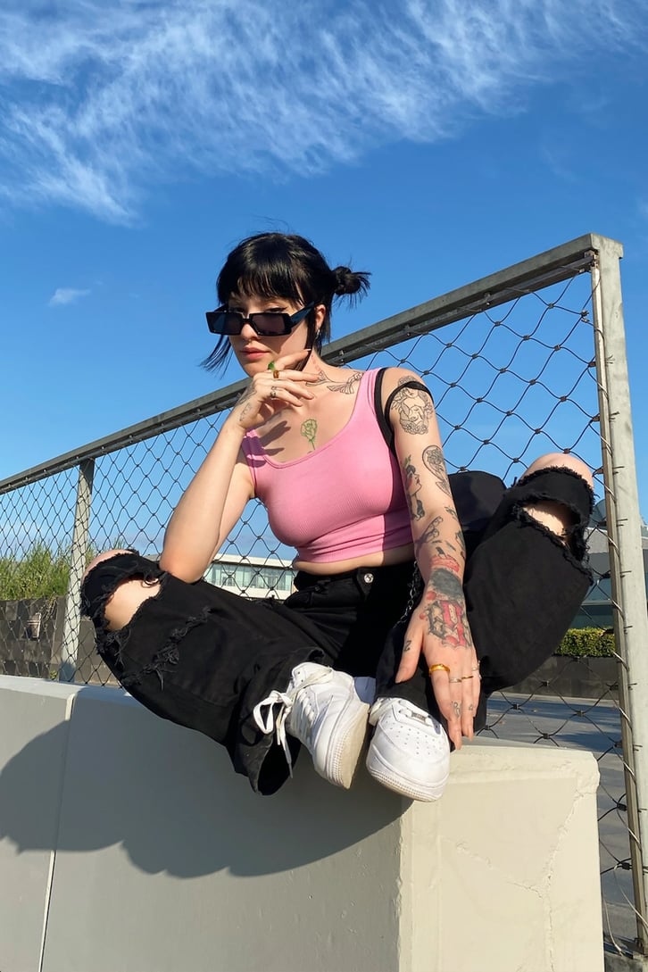 Basic Kolsuz Pembe Crop