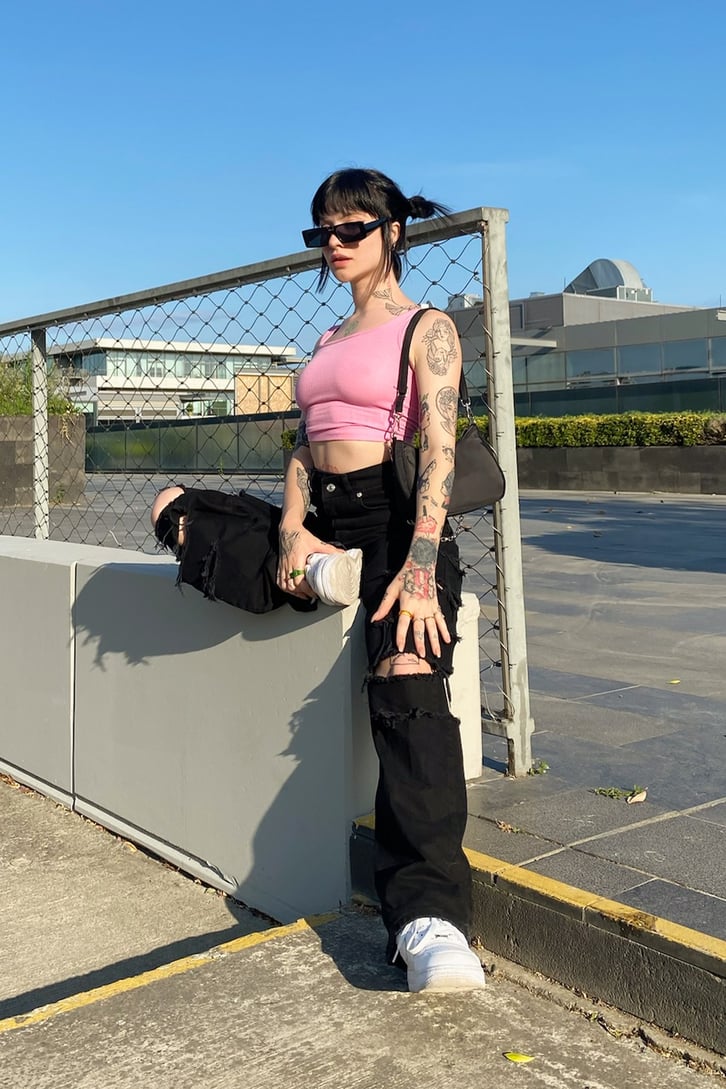 Basic Kolsuz Pembe Crop
