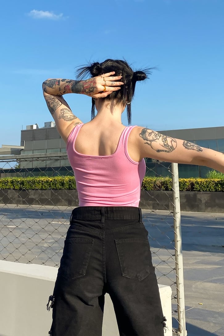 Basic Kolsuz Pembe Crop