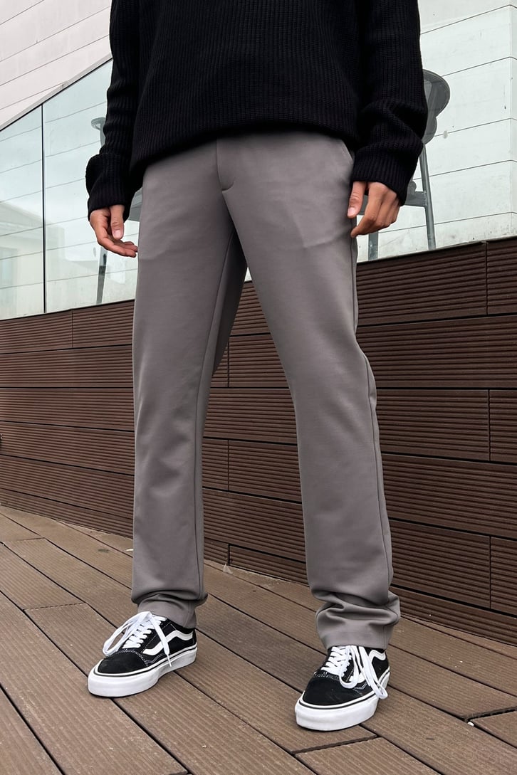 Basic Koyu Gri Regular Fit Pantolon