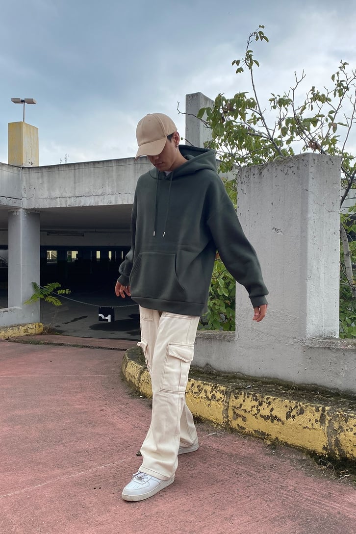 BASIC OVERSIZE HOODIE