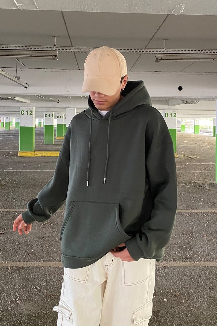 BASIC OVERSIZE HOODIE