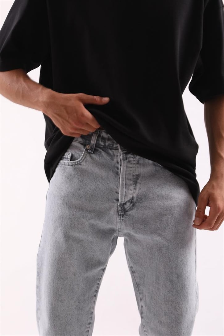 Basic Regular Fit Jean