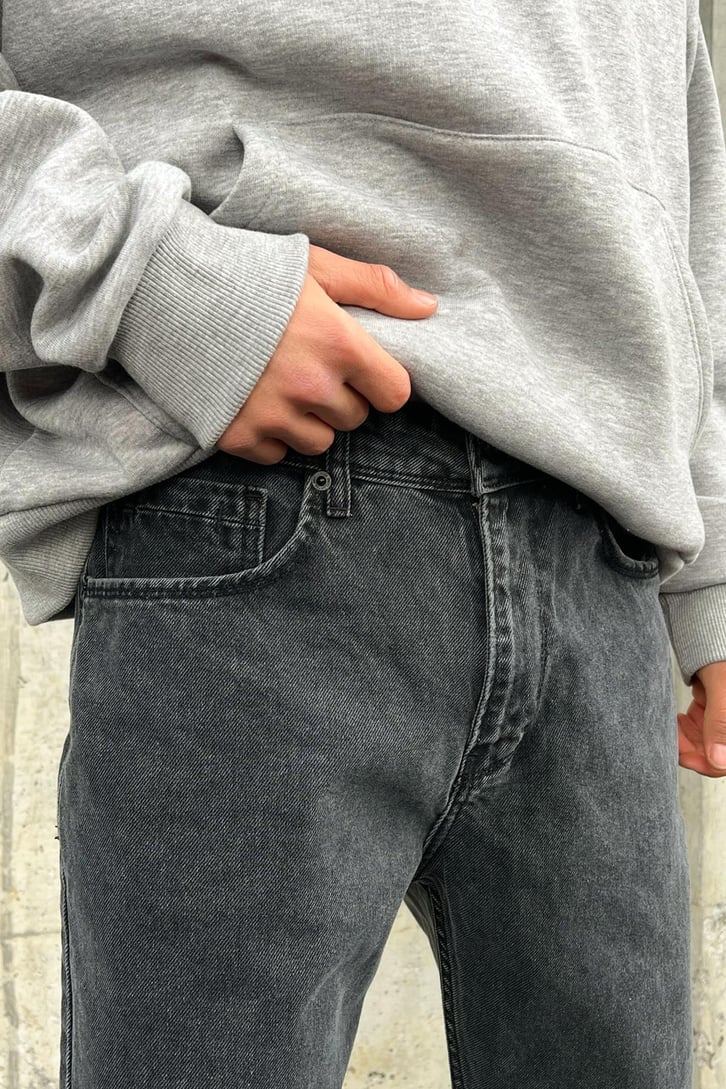 Basic Regular Fit Jean