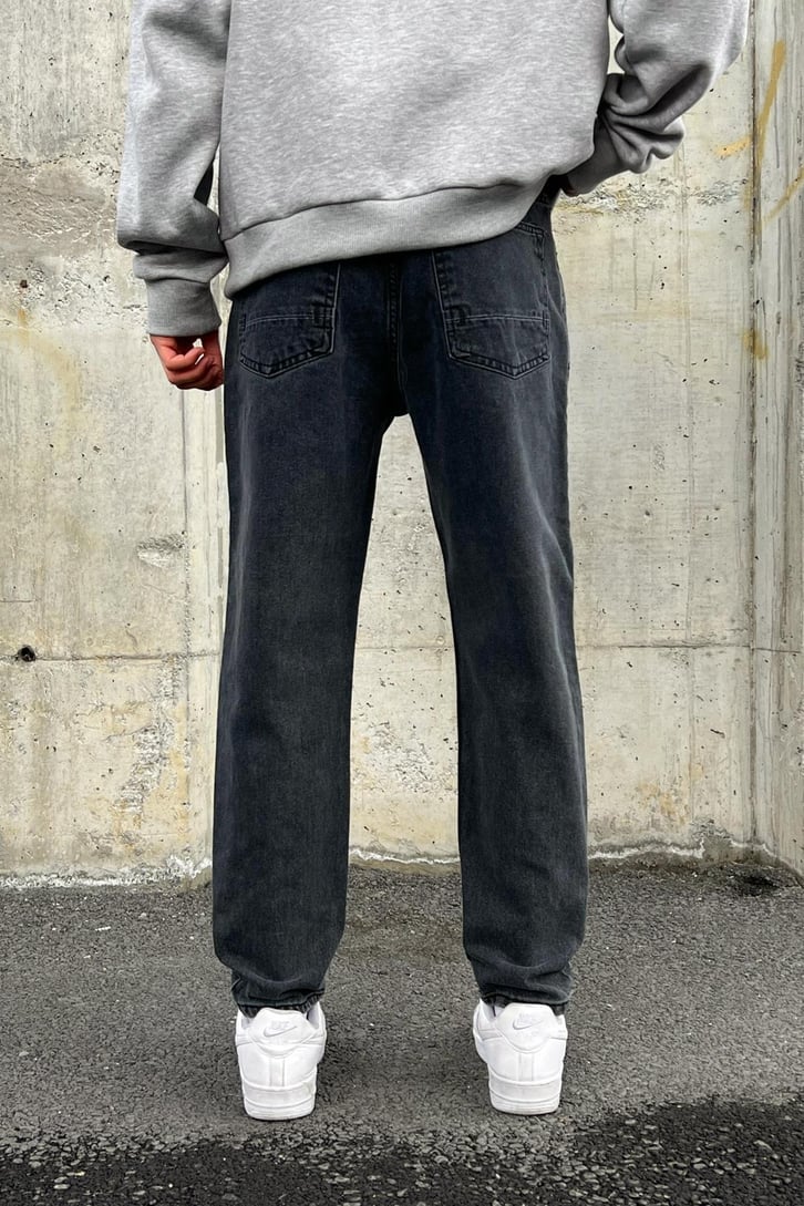 Basic Regular Fit Jean