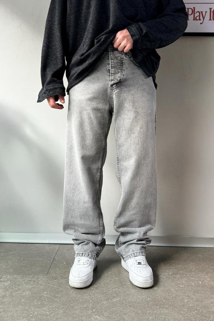 Basic Regular Jean