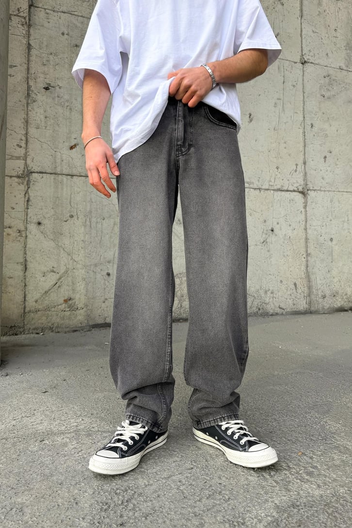 Basic Regular Jean
