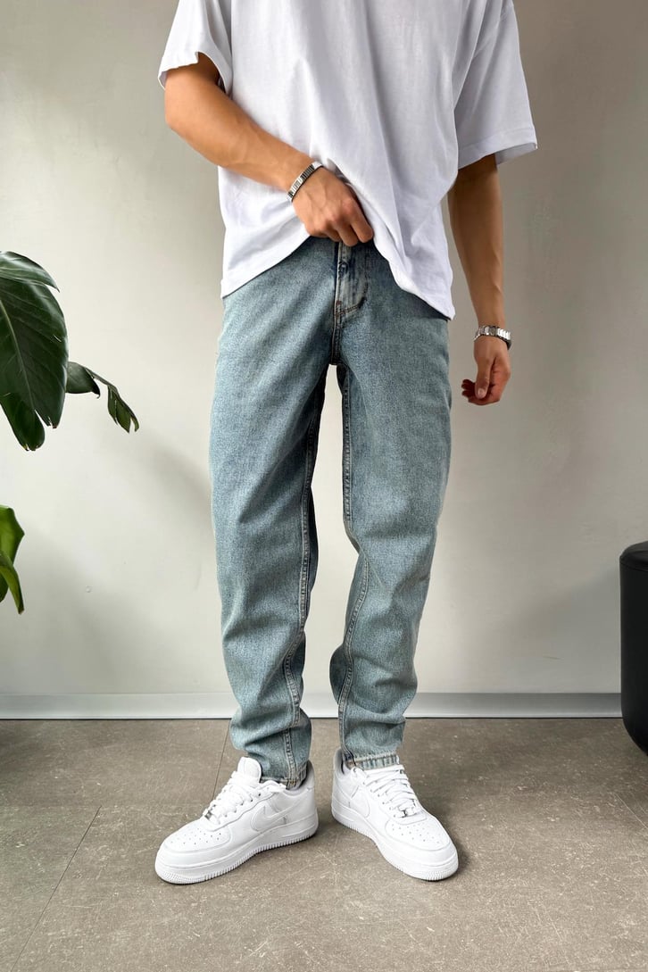 Basic Regular Jean