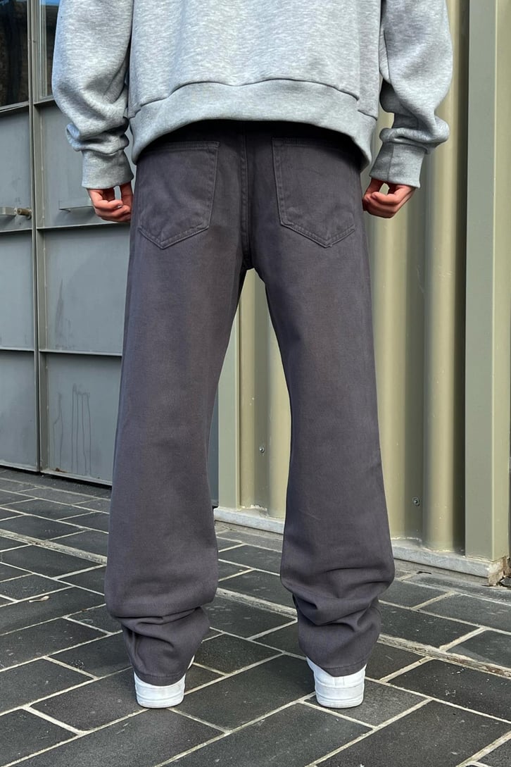 Basic Regular Jean