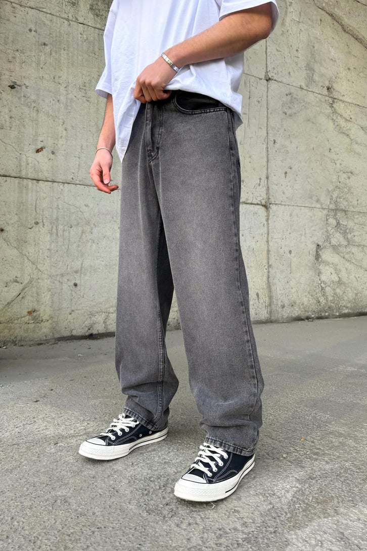 Basic Regular Jean