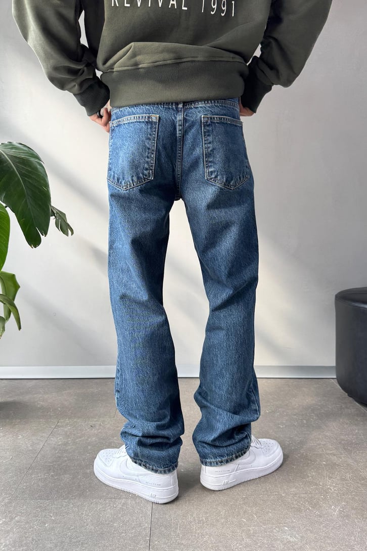 Basic Regular Jean