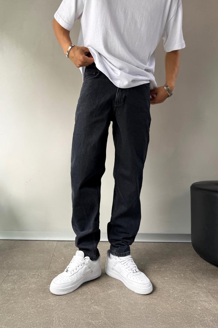 Basic Regular Jean