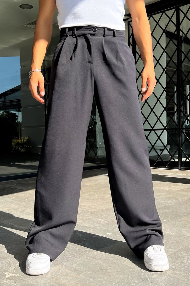 Basic Relaxed Kumaş Pantolon