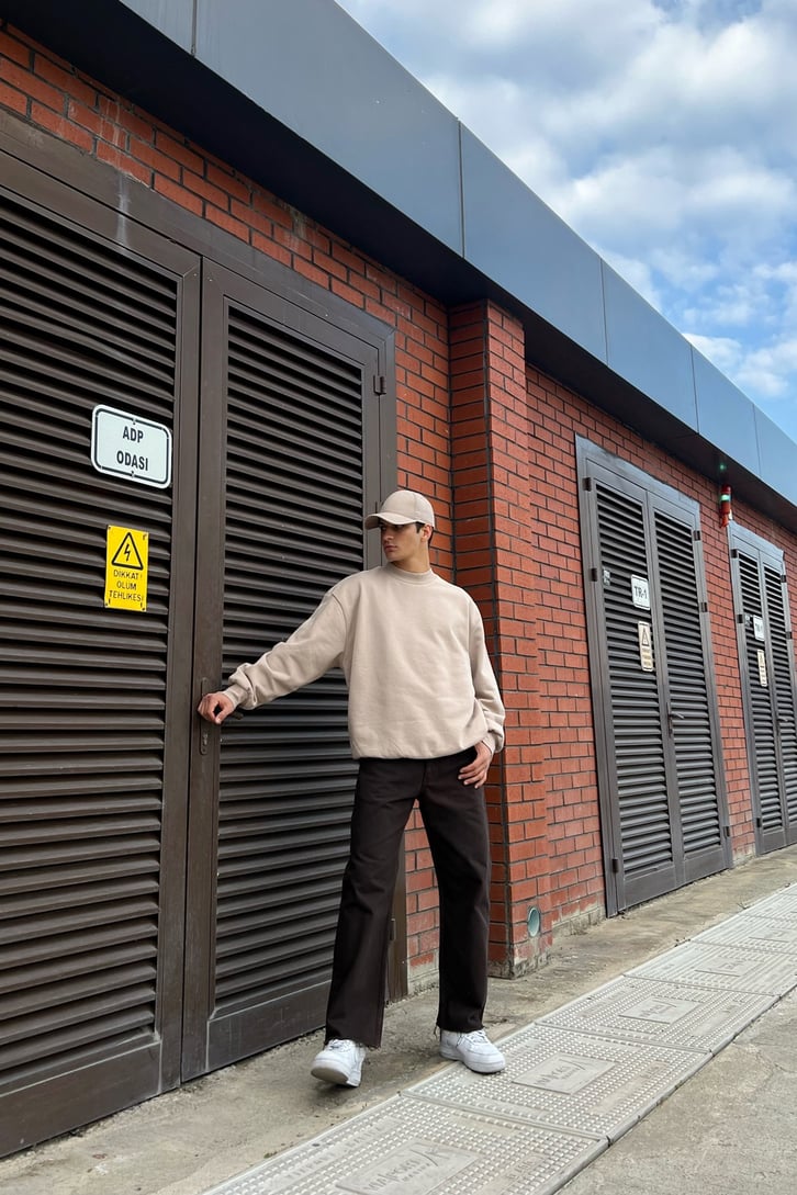 Basic Ripped Detail Sütlü Kahve Oversize Sweatshirt