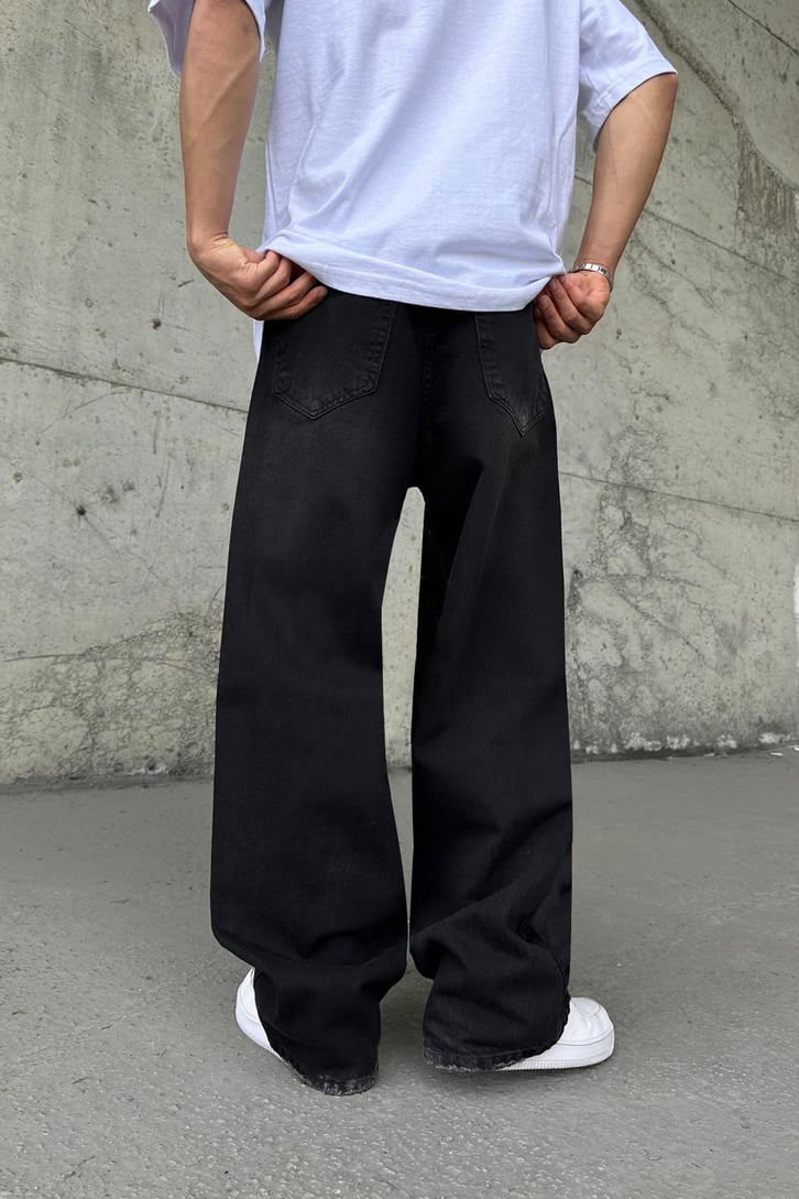 Basic Siyah Baggy Jean