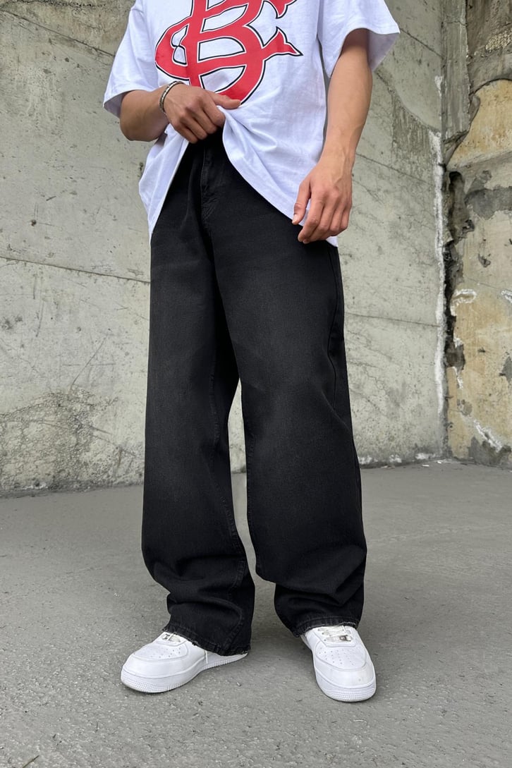 Basic Siyah Baggy Jean