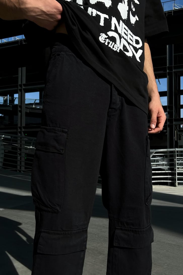 Basic Siyah Kargo Pantolon
