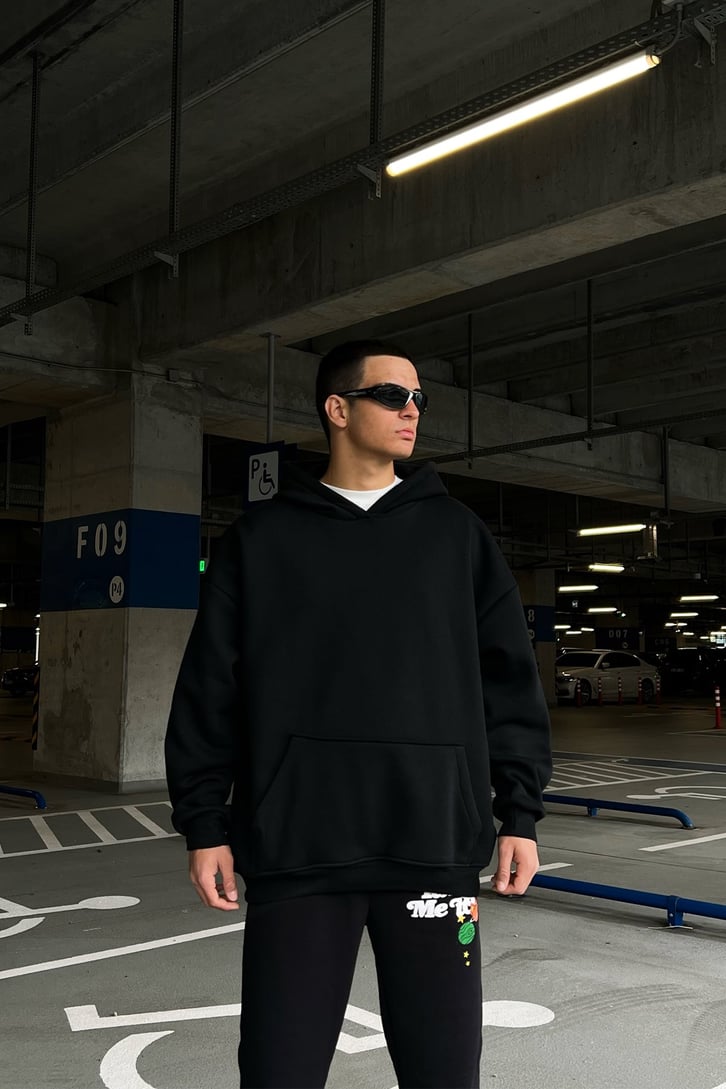 Basic Siyah Oversize Hoodie