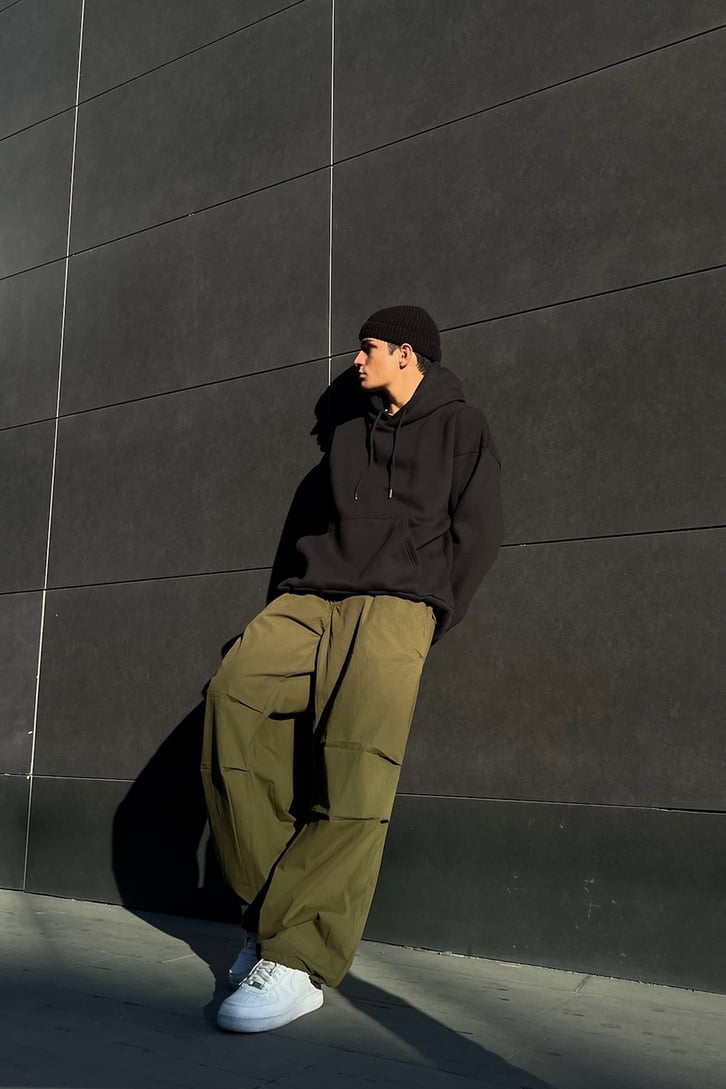 Basic Siyah Oversize Hoodie
