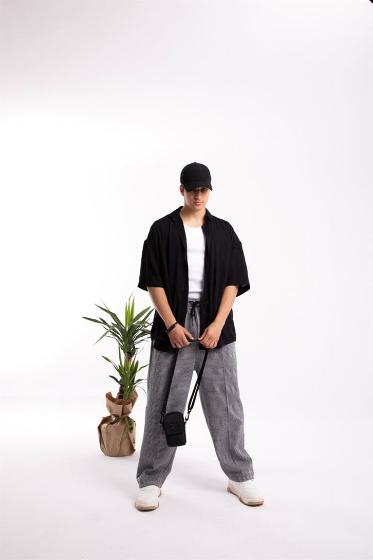 Basic Siyah Oversize Kısa Kol Gömlek