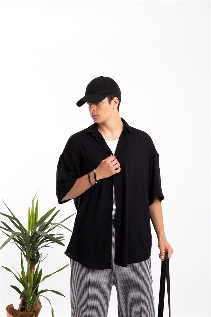 Basic Siyah Oversize Kısa Kol Gömlek