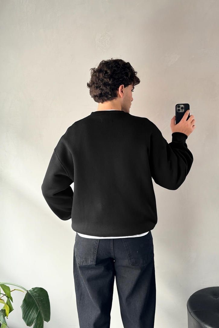 Basic Siyah Oversize Sweatshirt