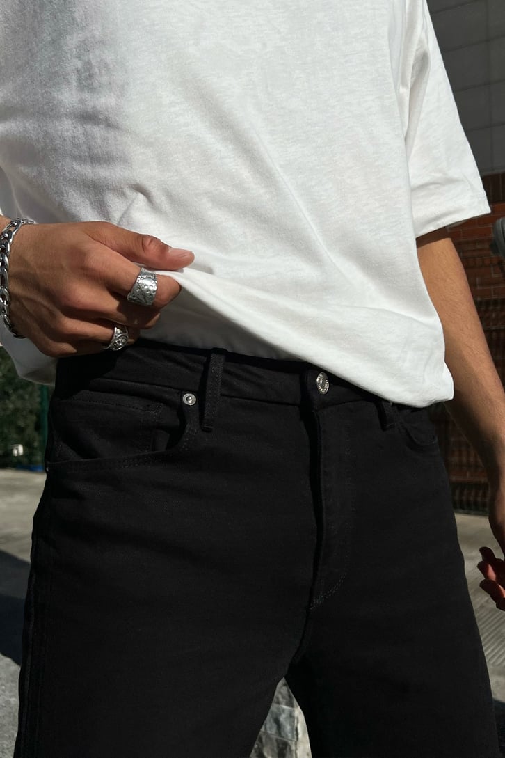 Basic Siyah Regıular Fit Jean