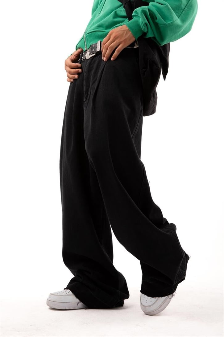 Basic Siyah Super Baggy Jean