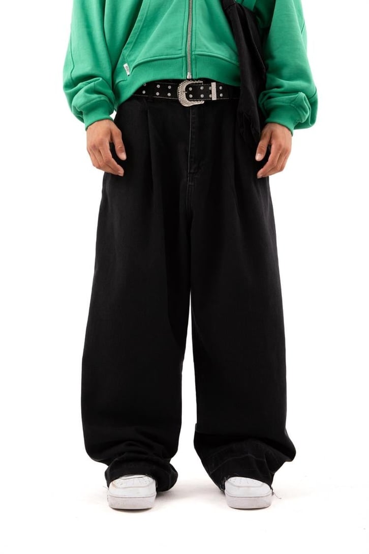 Basic Siyah Super Baggy Jean